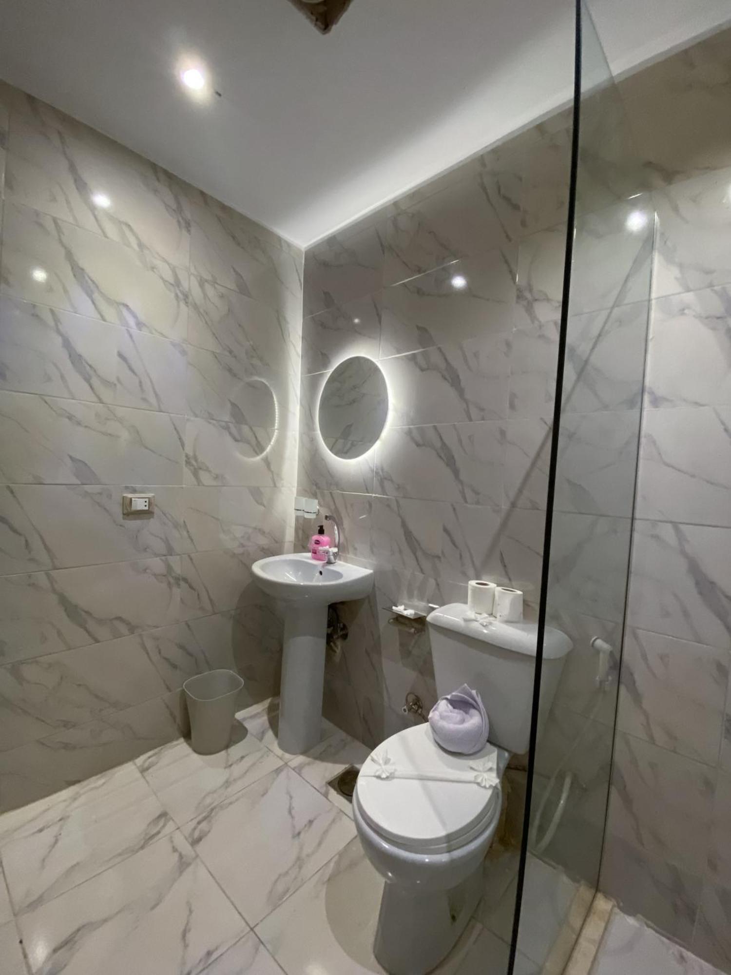 Young Pharaoh View Inn Каир Экстерьер фото